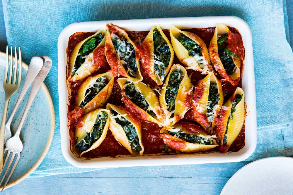 BAKED RICOTTA & SPINACH SHELLS