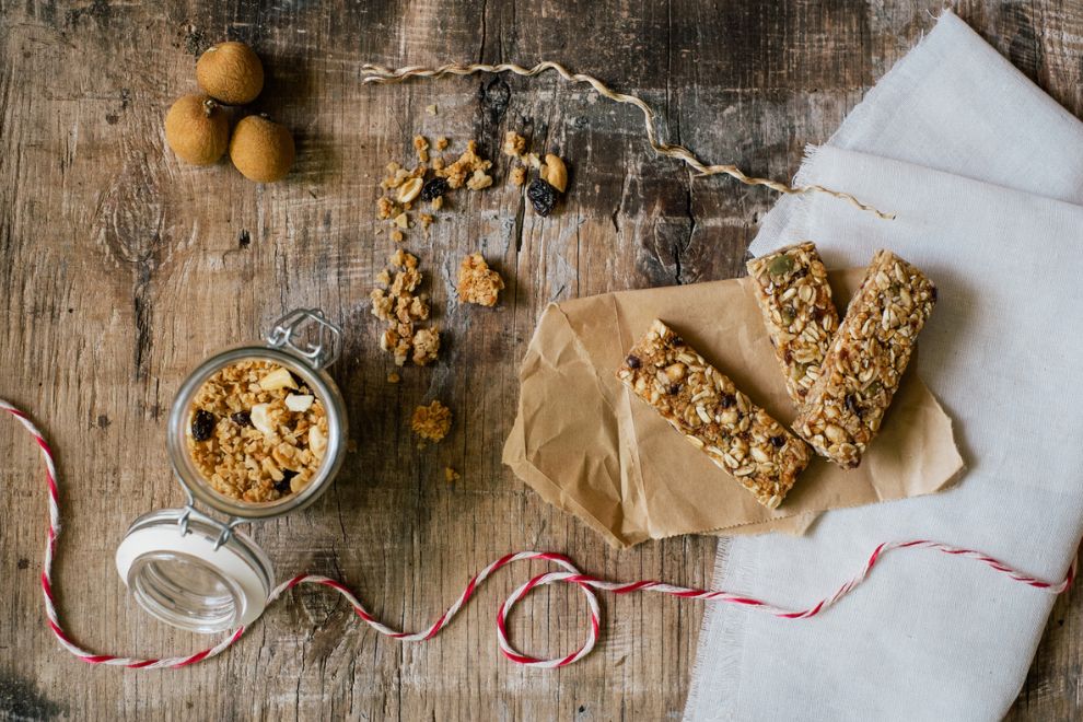 LUNCH BOX FRIENDLY NUT-FREE BARS