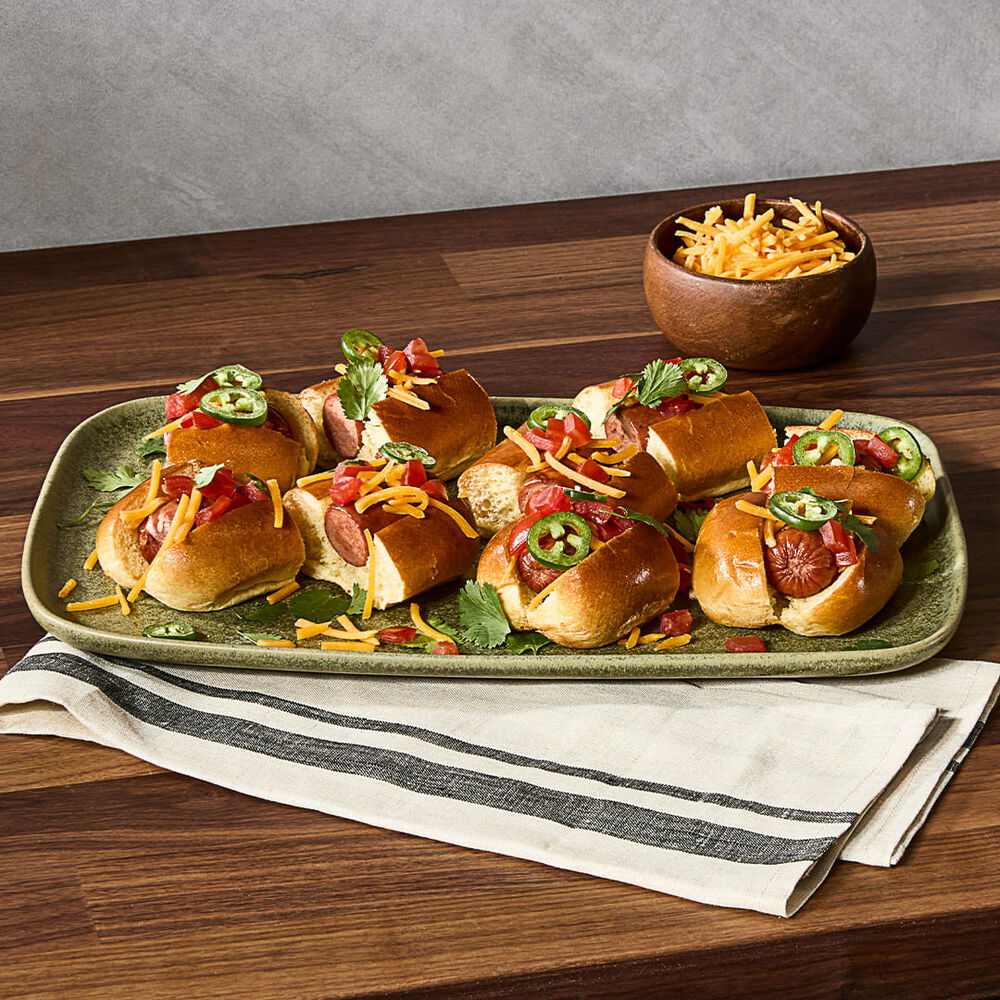 JALAPEñO CHEDDAR HOT DOGS