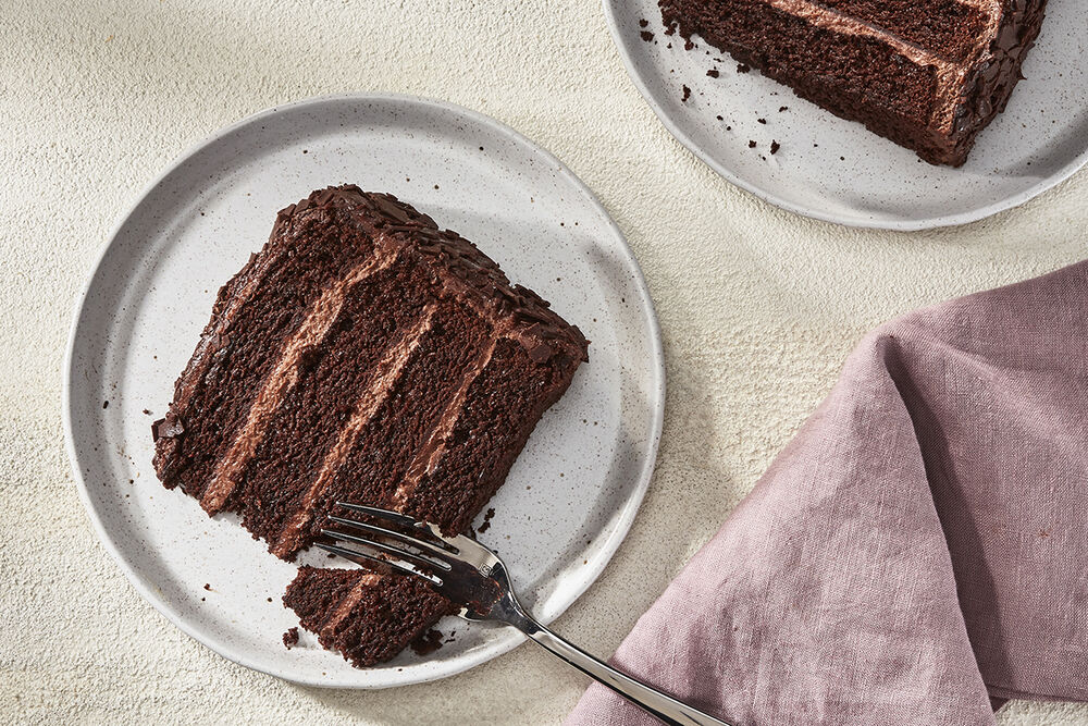 BEAR-Y GOOD CHOCOLATE CAKE