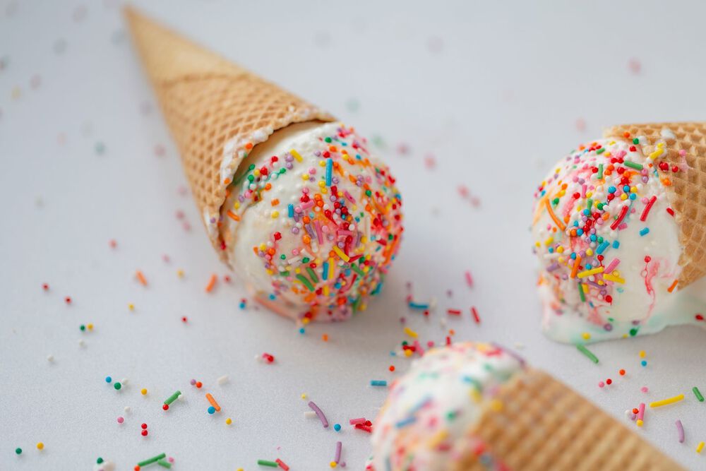 SWEET CREAM BIRTHDAY CAKE ICE CREAM