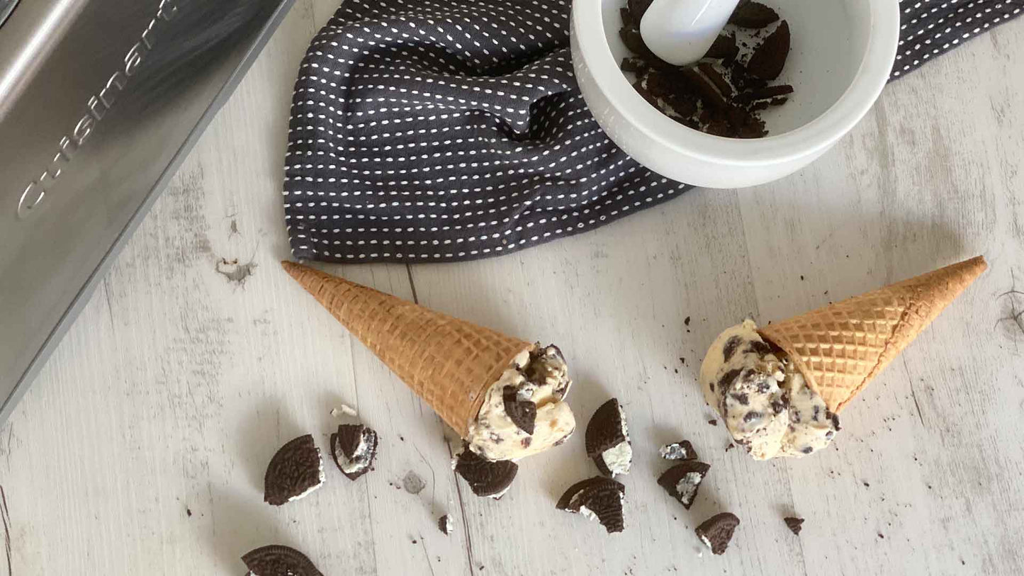 COOKIES & CREAM ICE CREAM