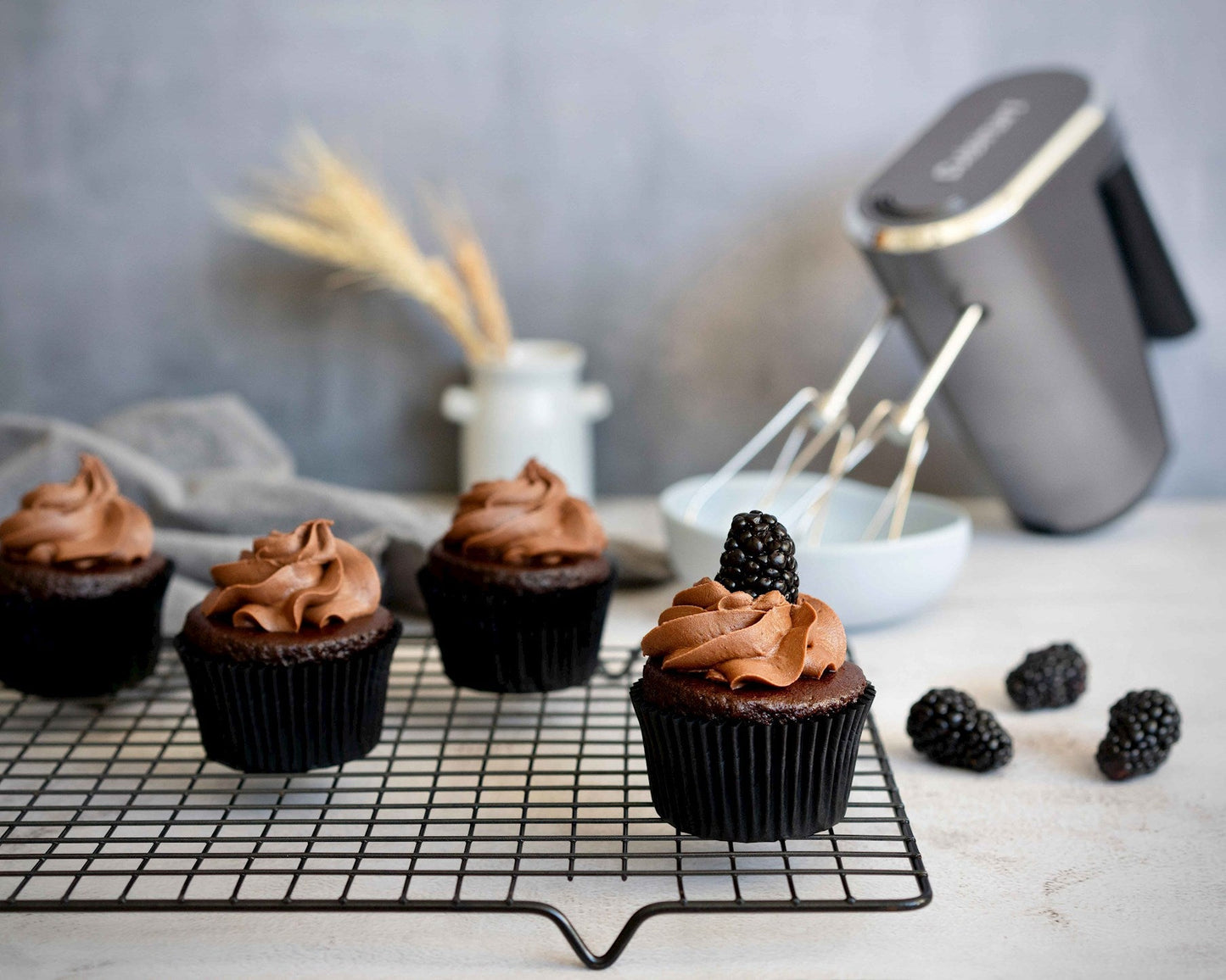 CHOCOLATE BLACKBERRY CUPCAKE