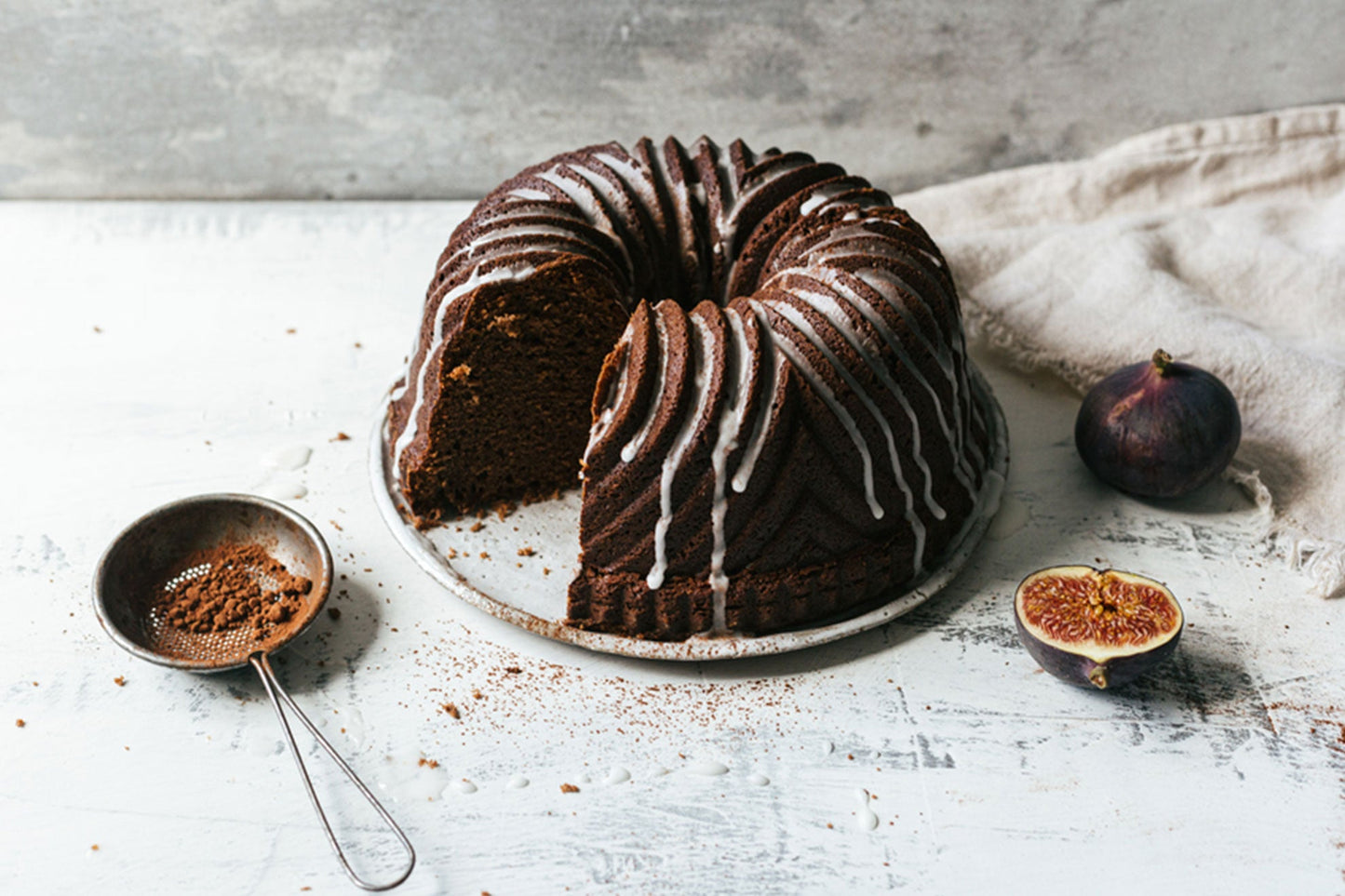 CHOCOLATE BUNDT CAKE