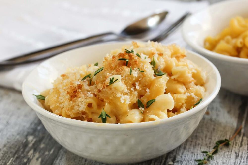 MACARONI AND CHEESE
