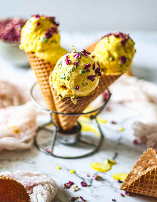 PERSIAN SAFFRON AND PITACHIO ICE CREAM
